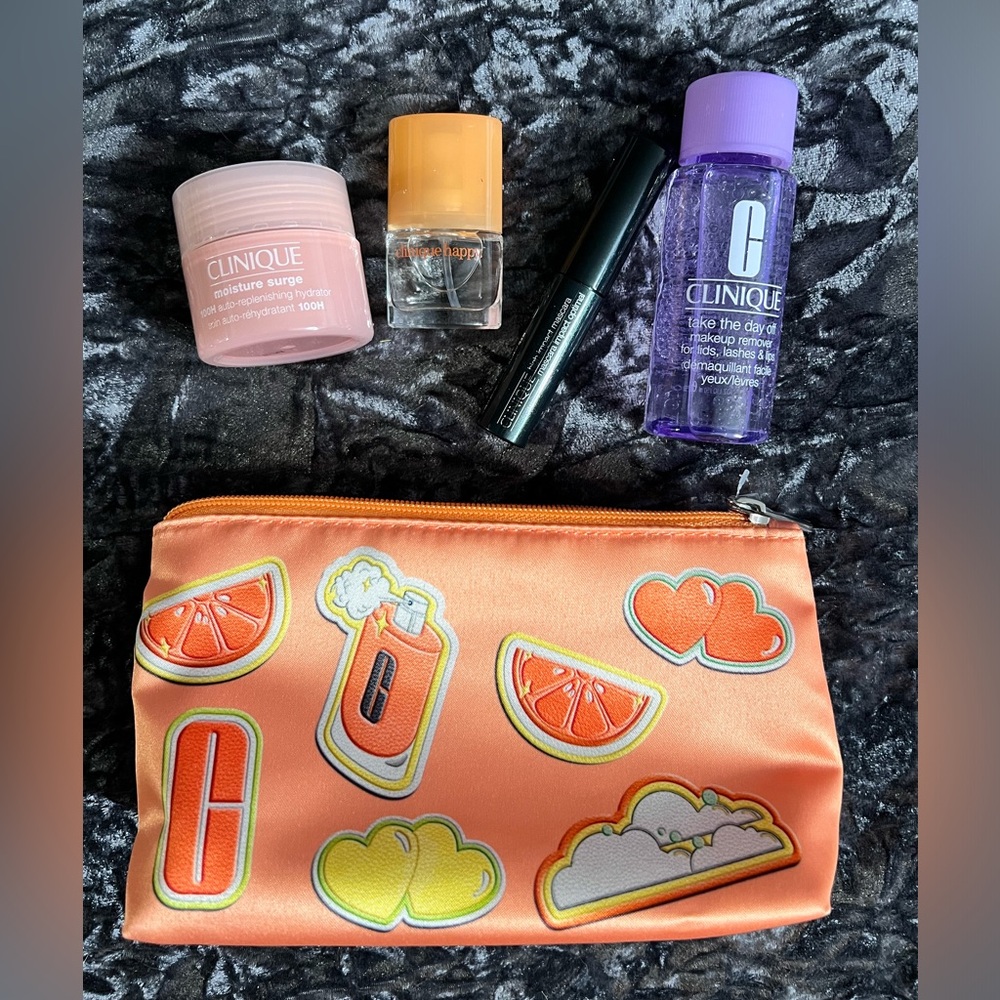 New CLINIQUE cosmetic bag, perfume, moisture surge, mascara, makeup remover